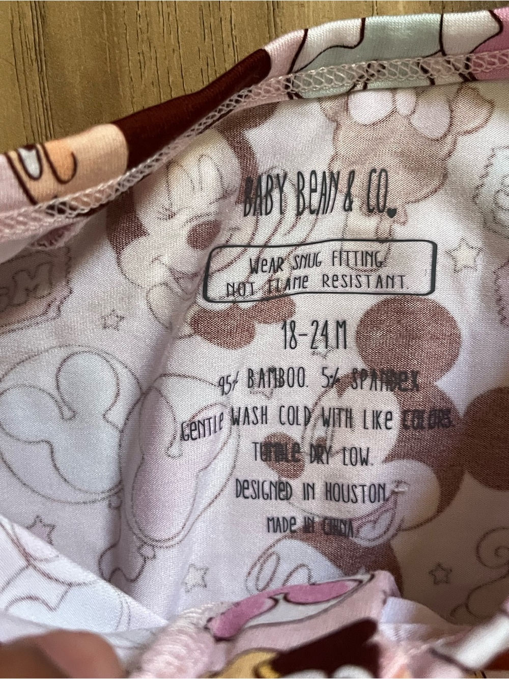 Minnie Mouse sleeper - Picture 3 of 3